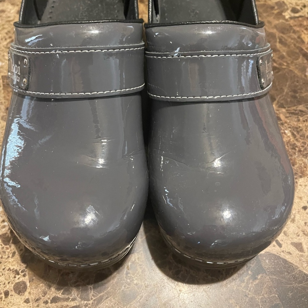 Sanita Glossy Gray Mules